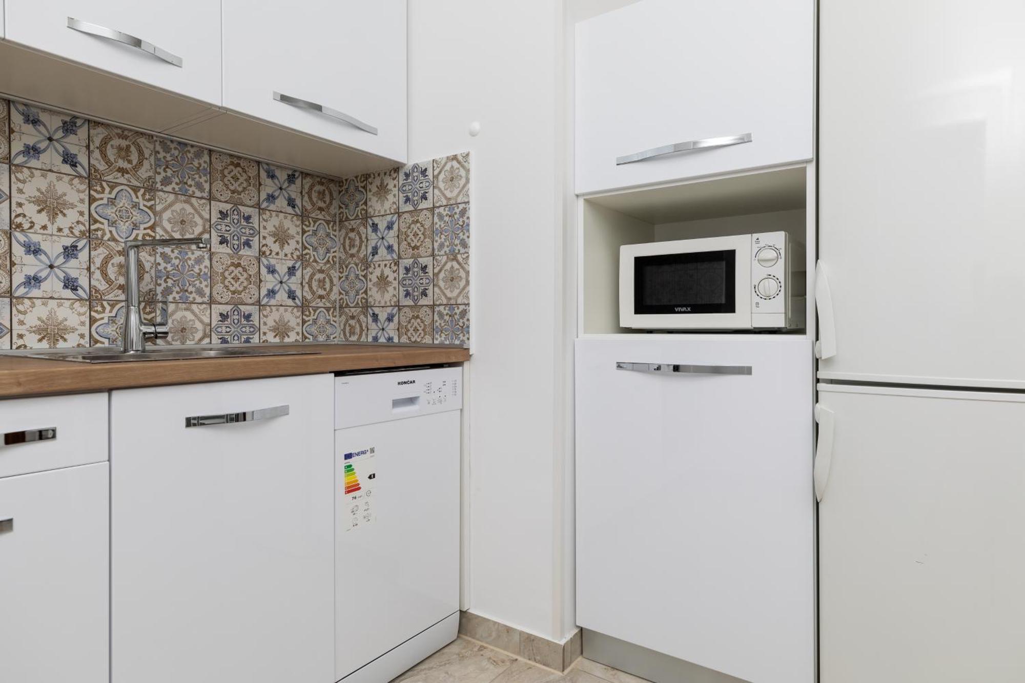 Apartments With A Parking Space Pisak, Omis - 5975 Rom bilde