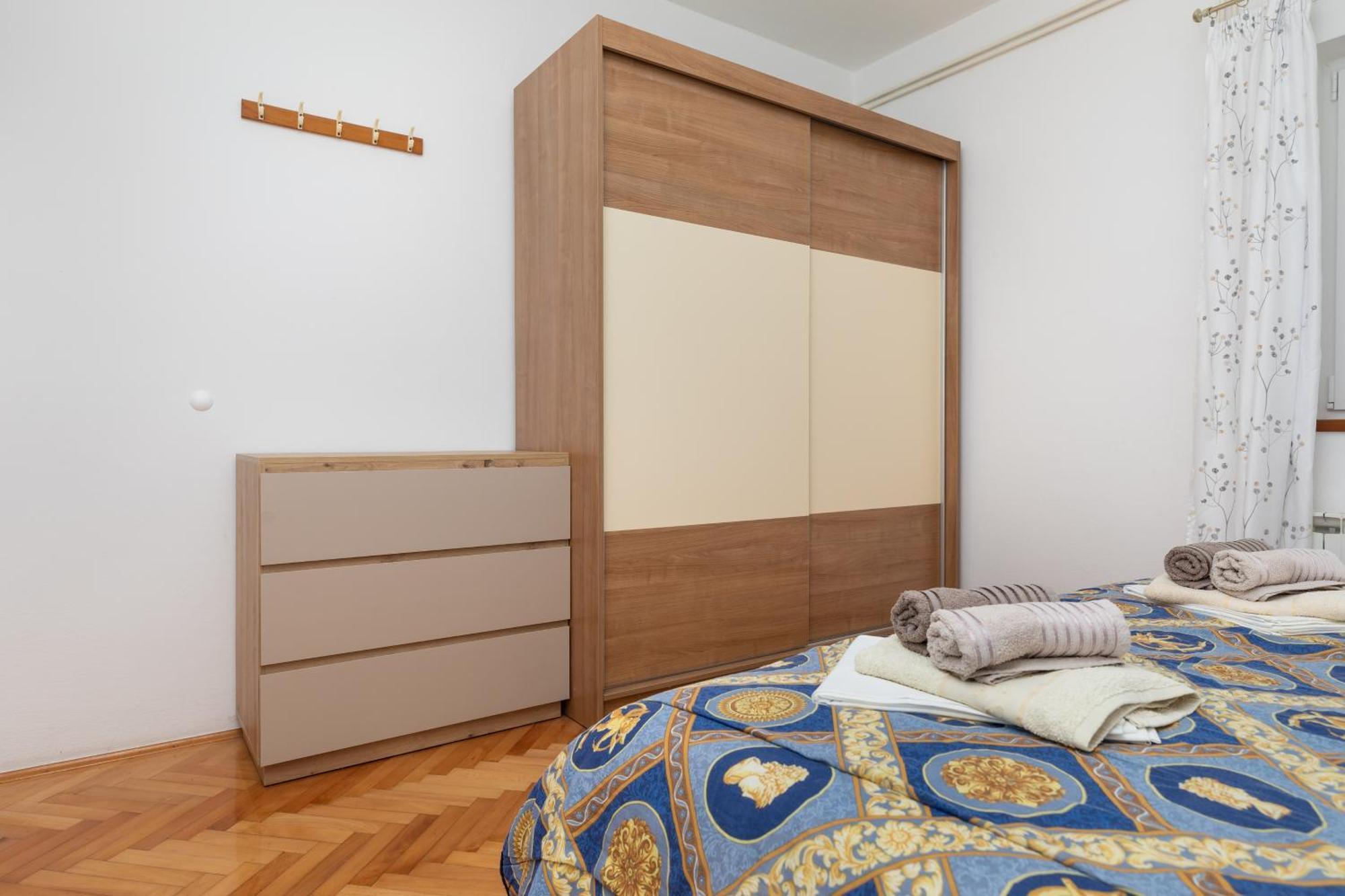 Apartments With A Parking Space Pisak, Omis - 5975 Rom bilde
