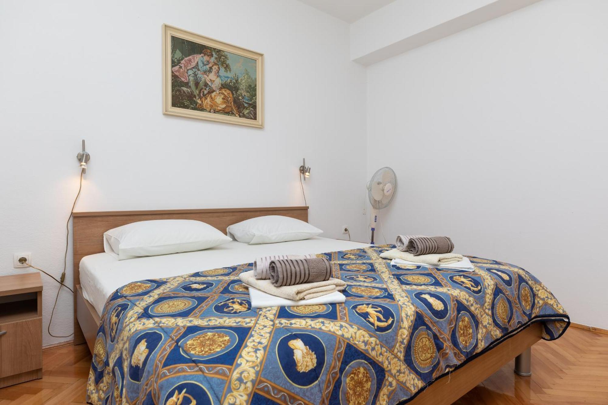 Apartments With A Parking Space Pisak, Omis - 5975 Rom bilde